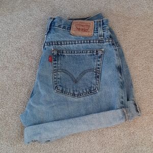 Levi Shorts